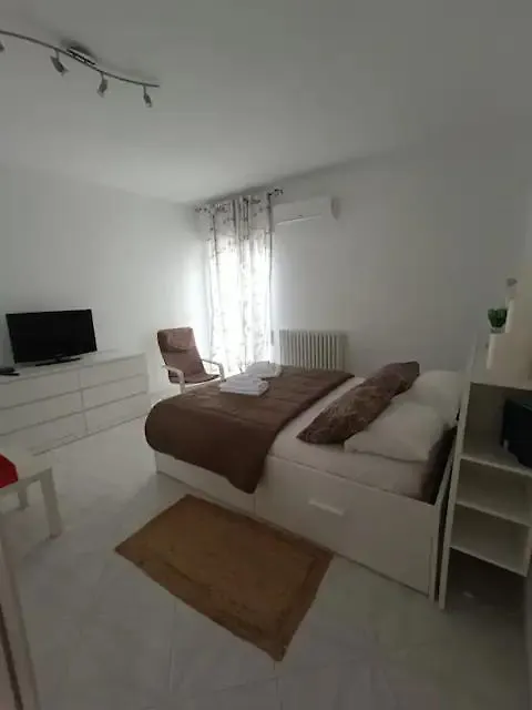 Apartment Penthouse In Central Area With Very Large Terrace Lecce