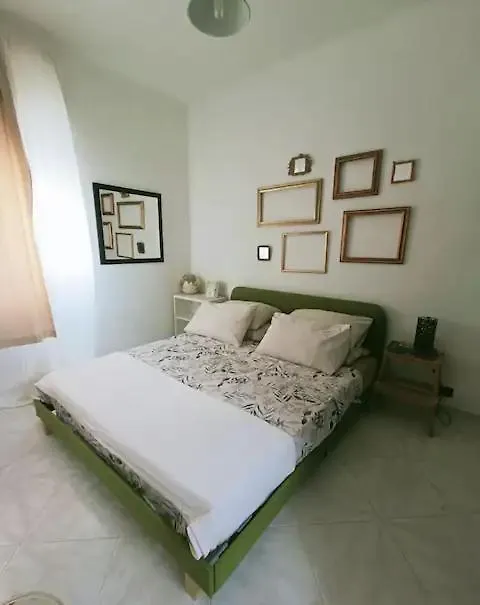 Penthouse In Central Area With Very Large Terrace Lecce 0*,